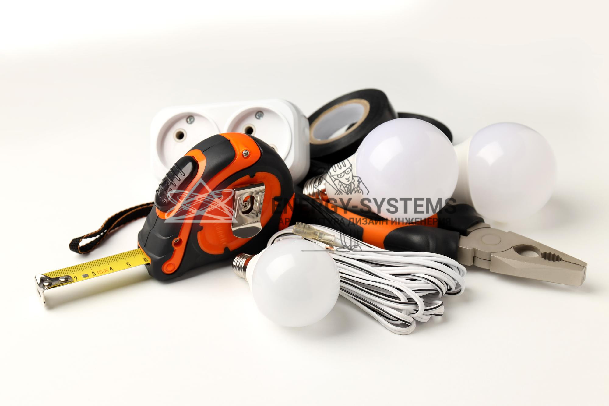 лампочки провода и рулетка