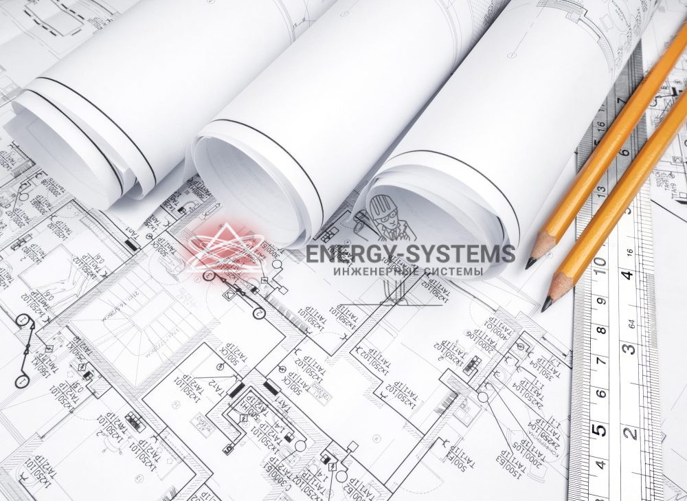 проект и чертежи на столе