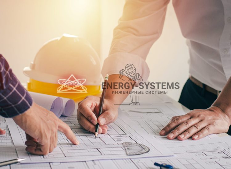 двое мужчина дорабатывают проект